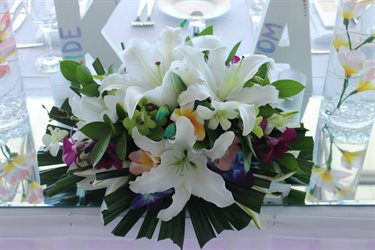 Prestige Flowers | Wedding Flowers Waikiki | Easy Weddings