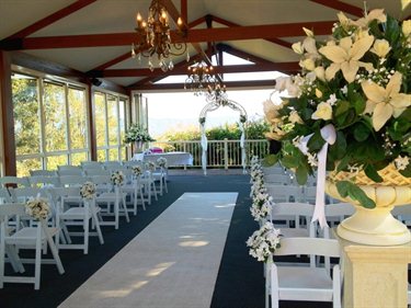 Topiaries at Beaumont | Wedding Venues Samford | Easy Weddings
