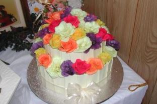 Susie-Q Cake Decorating Centre Wedding Cakes Niddrie ...